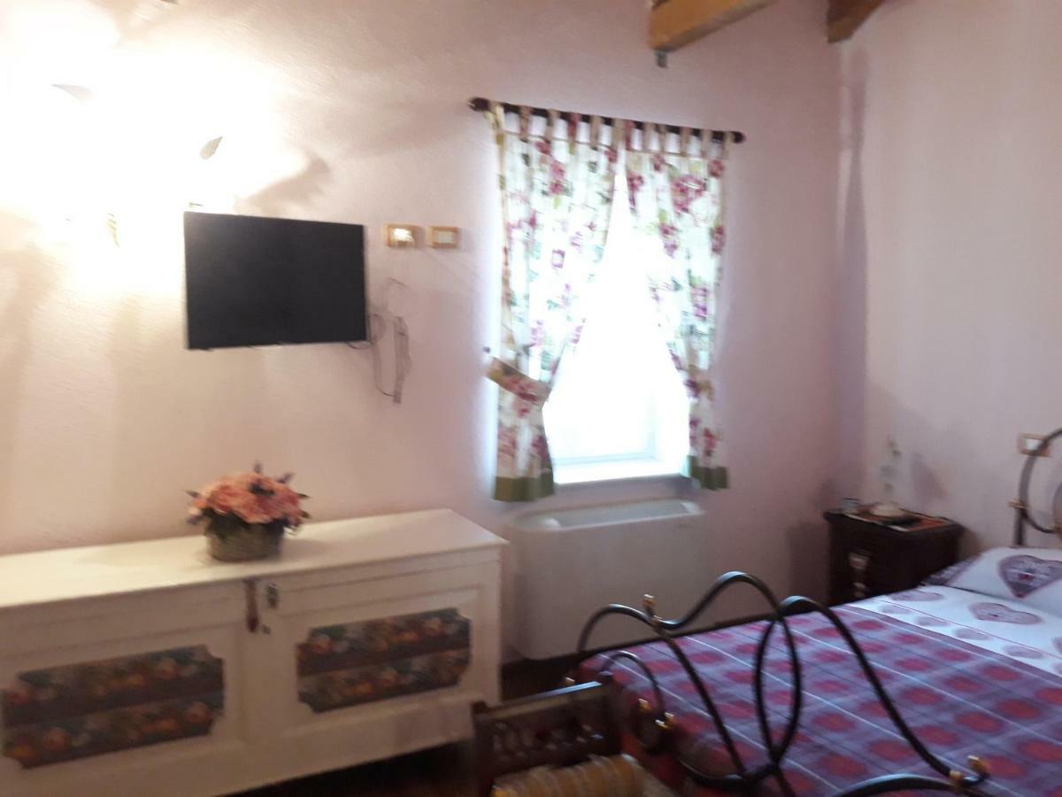 Agriturismo La Casina Rosa Камилятело Силано Екстериор снимка