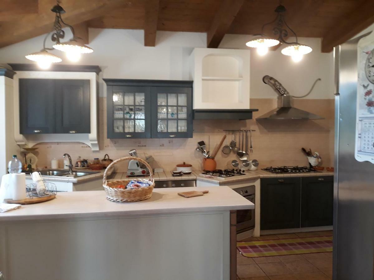 Agriturismo La Casina Rosa Камилятело Силано Екстериор снимка